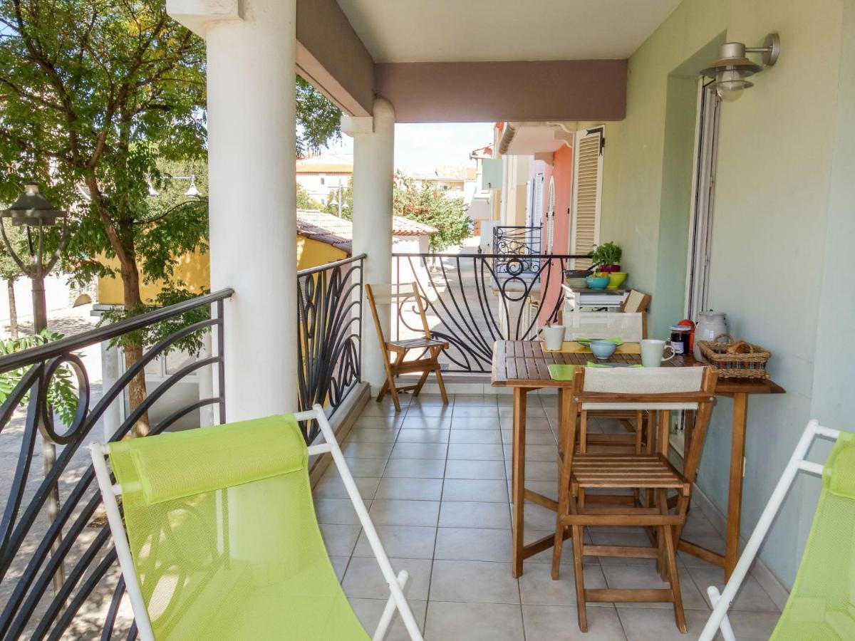 Apartment Le Madrilene By Interhome Saint-Cyr-sur-Mer Kültér fotó