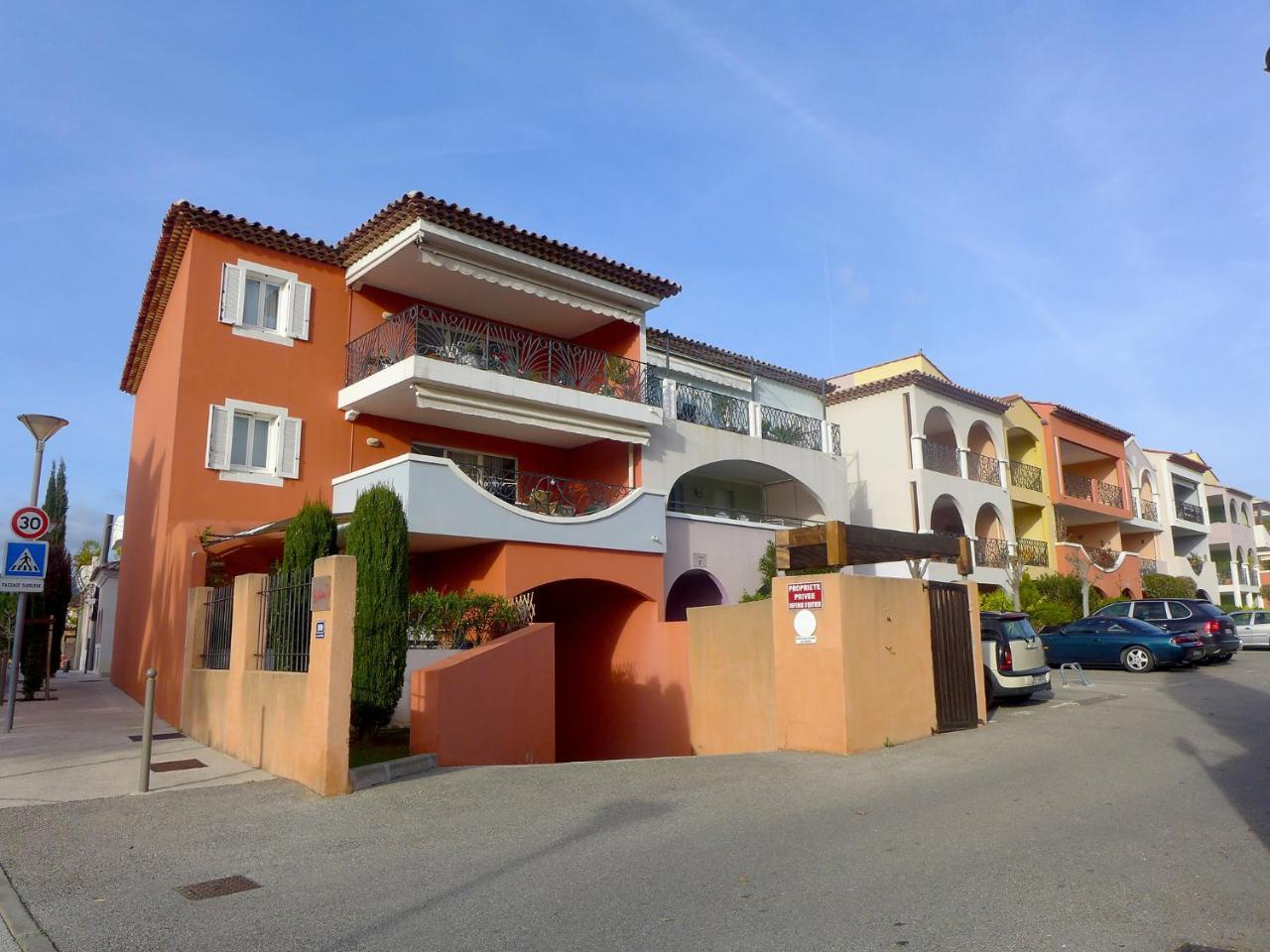 Apartment Le Madrilene By Interhome Saint-Cyr-sur-Mer Kültér fotó
